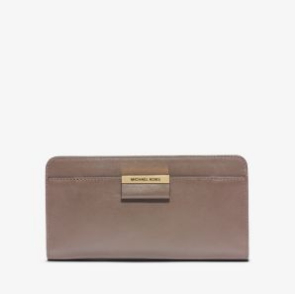 Michael Kors Lexi Leather Continental Wallet